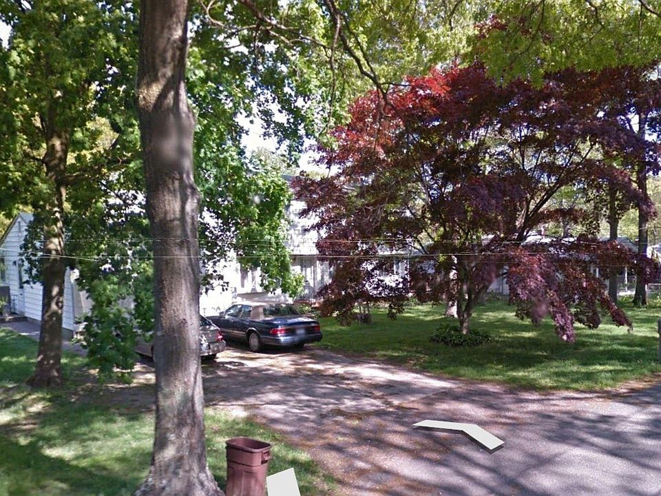 2nd image of 179 Edgewood Ave