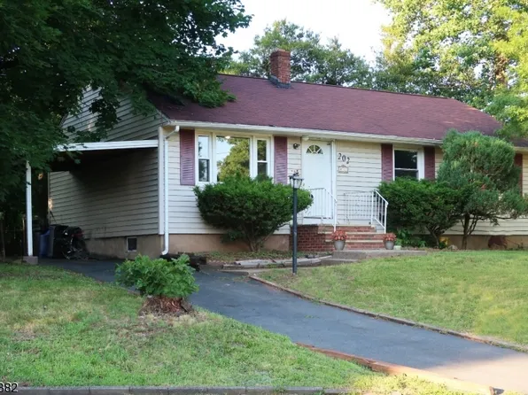 202 Willow Avenue, Piscataway, NJ 08854