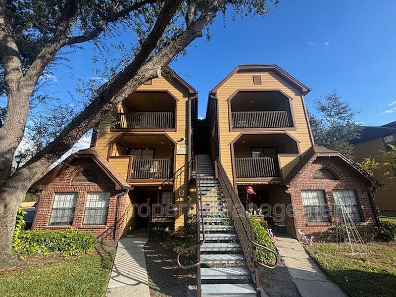1st image of 390 Lake Placid Ct Unit 202