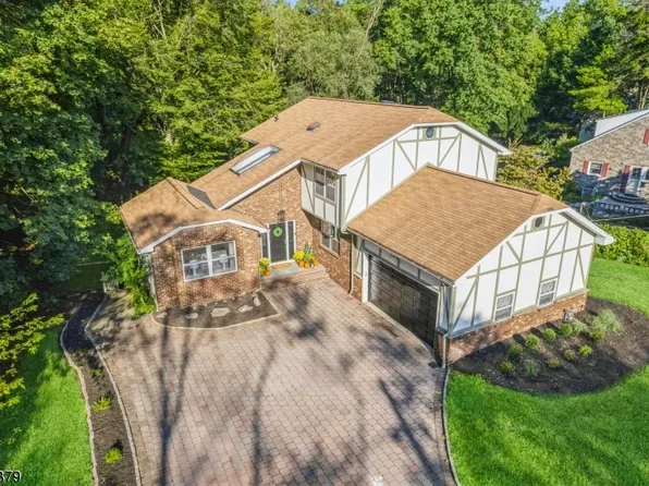 190 New Providence Rd, Mountainside Boro, NJ 07092