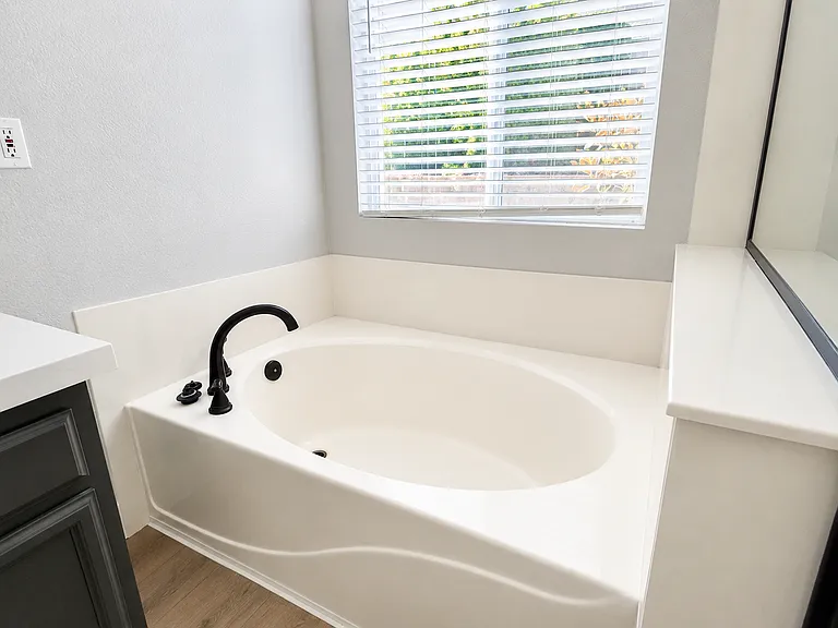 10163 Omeara Dr — Photo 37