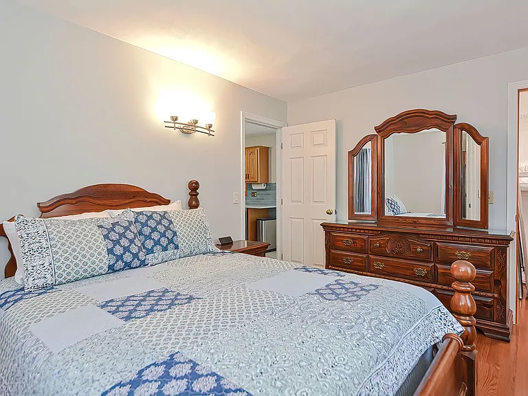 2 Mary Helen Way — Photo 10