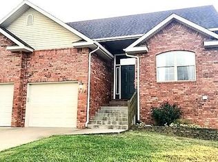 617 S Cully Ave, Republic, MO 65738