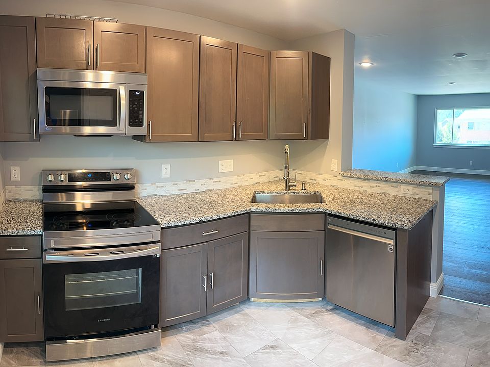 1st image of 518 San Juan Dr #2E