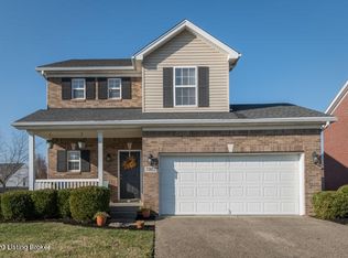 7002 Hollow Oaks Dr, Louisville, KY 40291