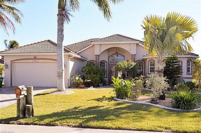 1st image of 4401 SW 5th Pl