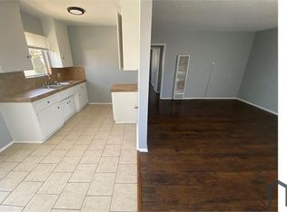 130 E Hazel St APT 4, Inglewood, CA 90302