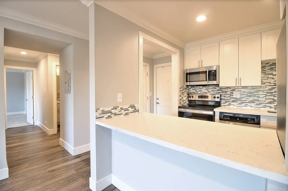 Stone Creek Apartments — Photo 4