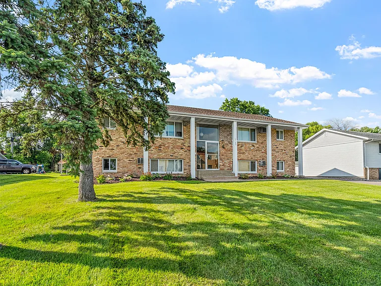 Arcadia Quadplex 2180