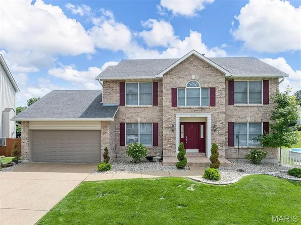 523 Gentle Breeze Dr, Saint Peters, MO 63376