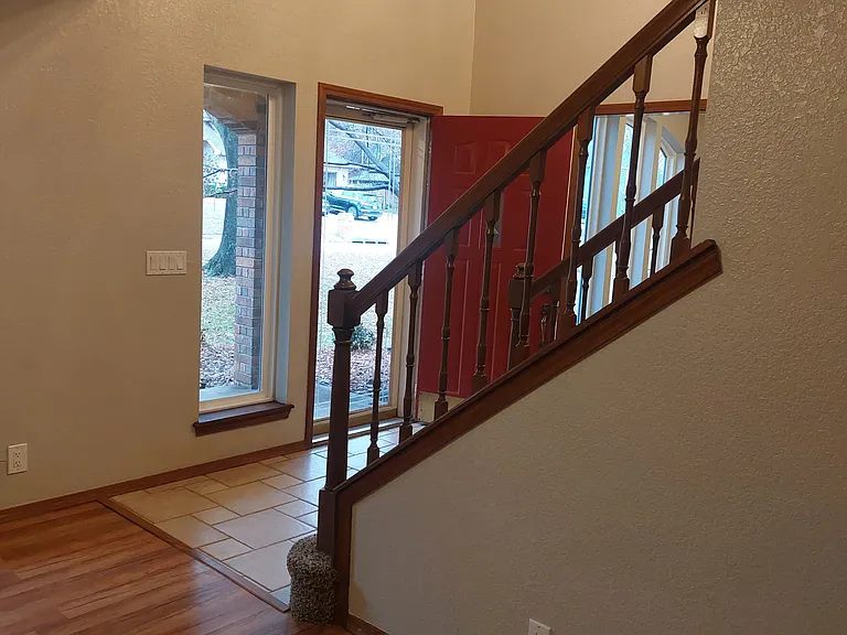 8740 S College Ave — Photo 7