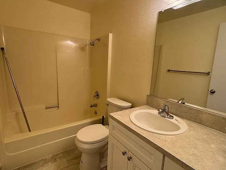 2181 SW 213th Pl — Photo 10