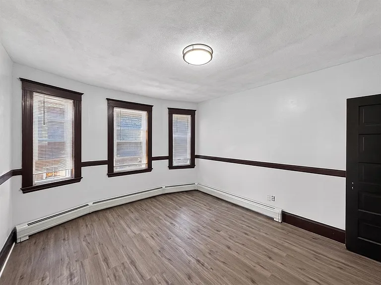 20-22 Euclid Ave #20 — Photo 10