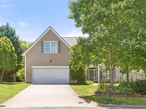 122 Eagle Point Ct, Kernersville, NC 27284