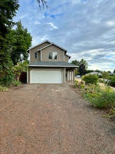 400 SW 3rd St, Dundee, OR, 97115