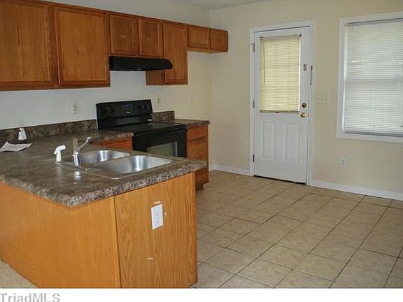 4th image of 603 E Florida St