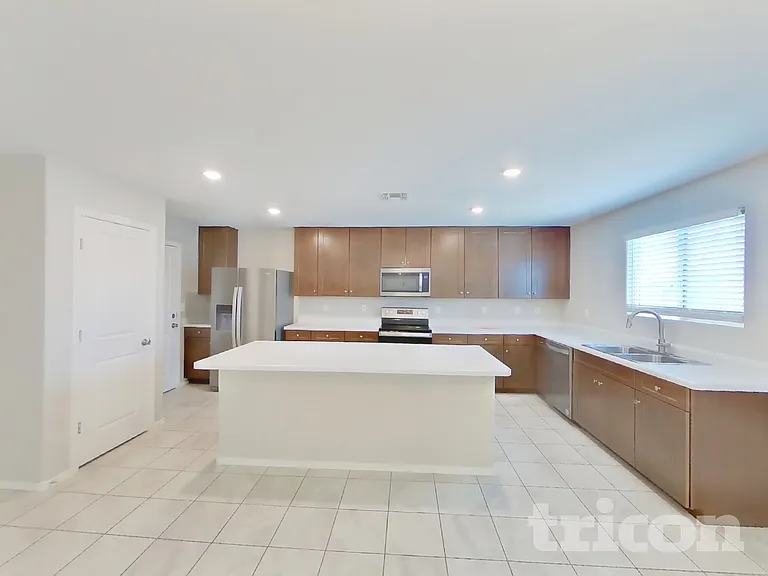 12583 W Midway Ave — Photo 6