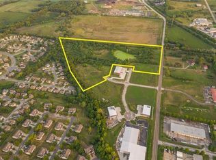 1601 SE Hamblen Rd, Lees Summit, MO 64081