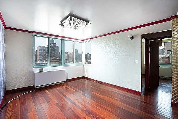1st image of 47 Market St #2A