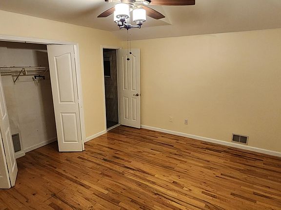 5th image of 275 Wingham St