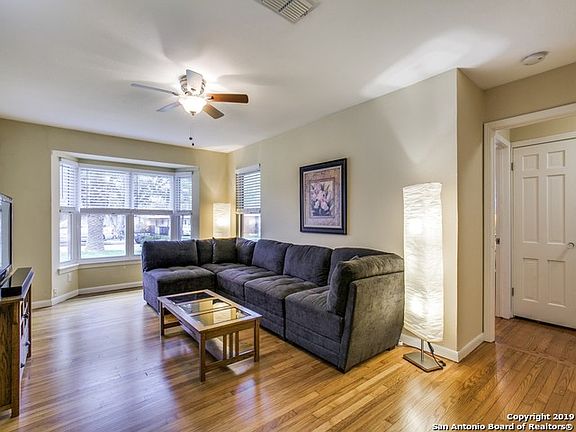 3rd image of 314 Overhill Dr