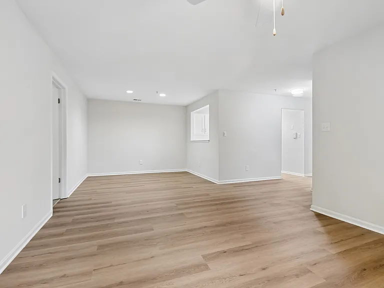 The Apartments at Owings Run — Photo 44