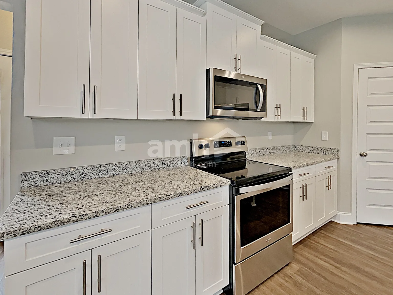 4 bed, 2.5 bath, 2149 sqft, $2,350 — Photo 3