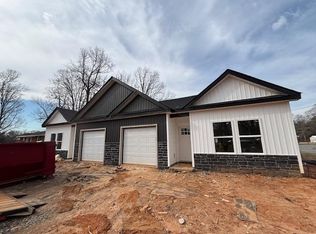 3615/3617 New Cut Rd, Inman, SC 29349