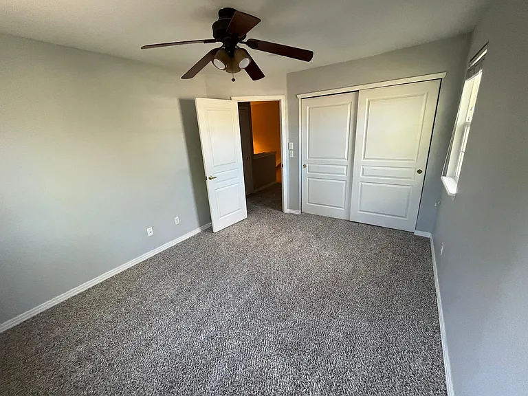 5658 W Center Ave — Photo 24