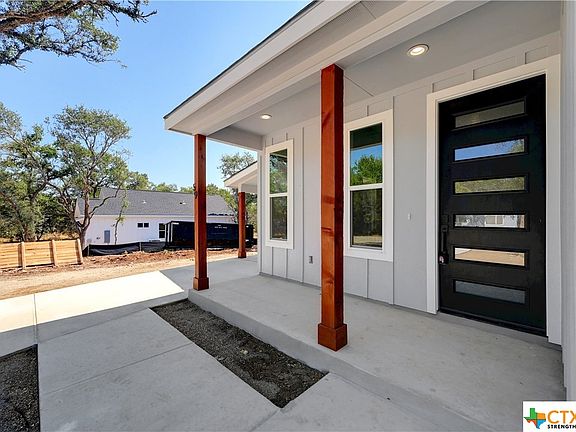 5th image of 59 Woodacre Dr