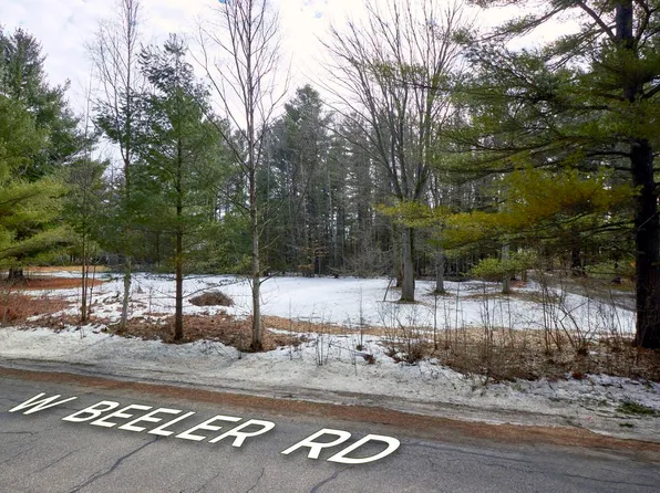 S Taxiway Foxtrot #102, Lake City, MI 49651