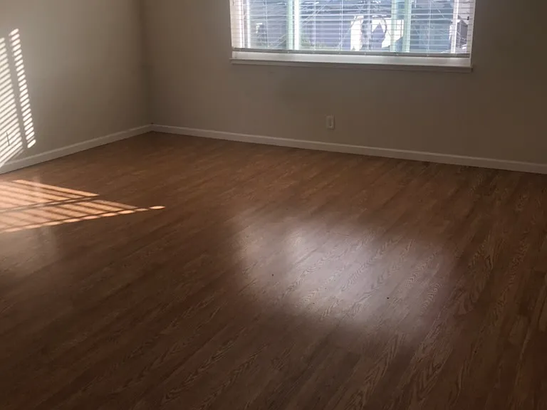 569 Commercial Ave — Photo 11