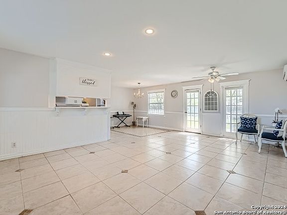 4th image of 130 ALDRICH DR
