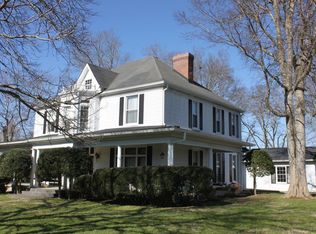 108 W Swan St, Centerville, TN 37033