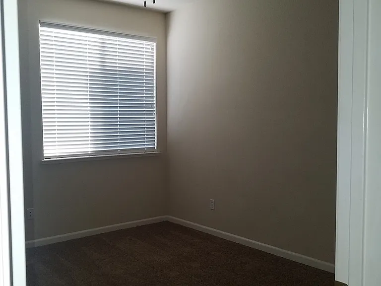 6145 Crater Lake Dr — Photo 18