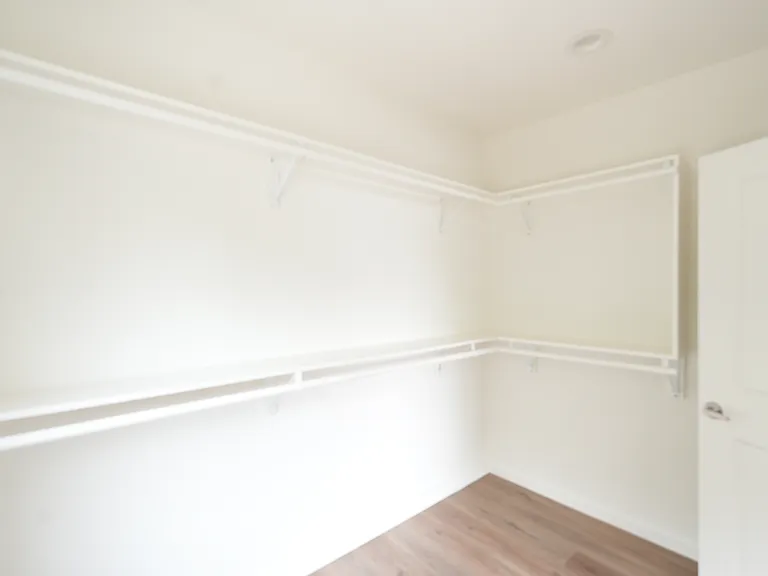 2828 E 70th St #2826-B — Photo 9