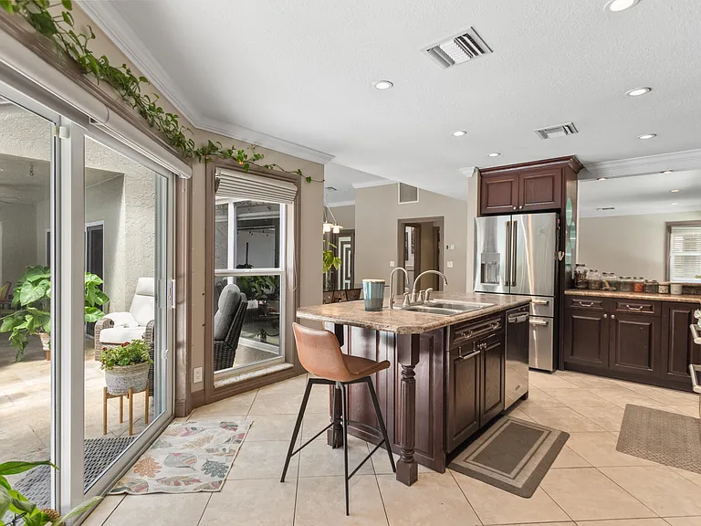4050 NW 7th Ln — Photo 43