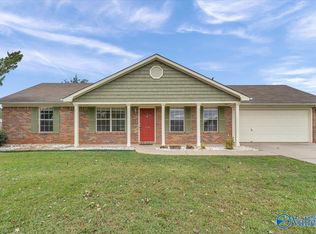 118 Delta Pine Dr, Huntsville, AL 35811