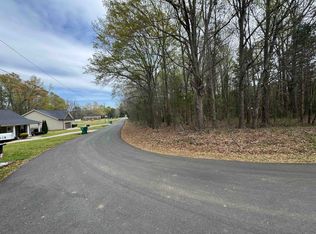 209 Cedar St, Gaffney, SC 29340