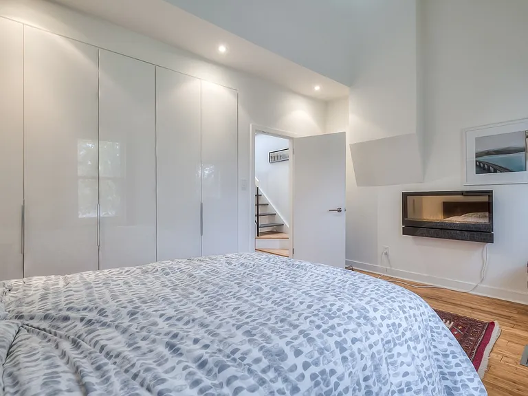 133 Munro St — Photo 13