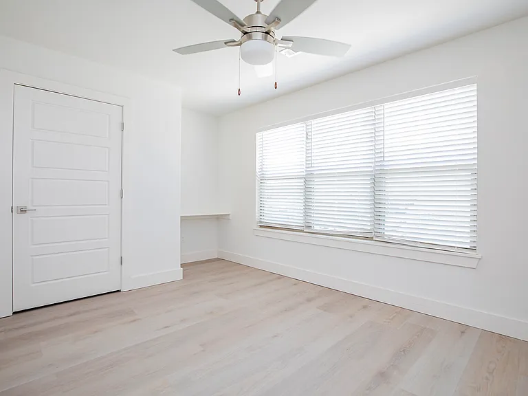 2630 Livingston Sq #1.0 — Photo 15