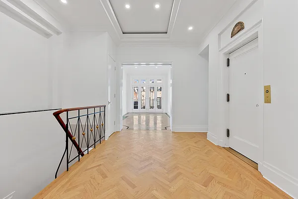 Rented by Corcoran | media 7