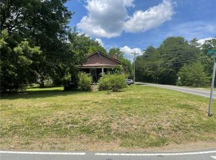 1003 Sharpe Rd, Burlington, NC 27217