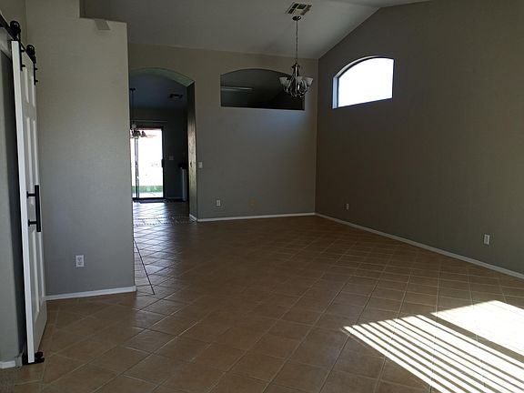 living/dining room