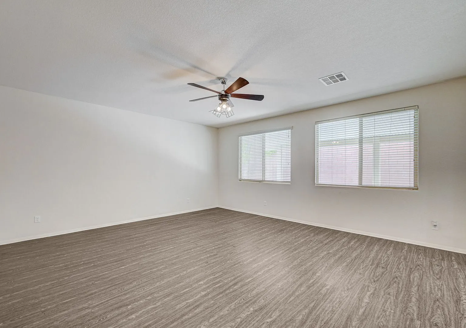 6637 Cliff Shore Court, North Las Vegas, NV 89084 — Photo 3