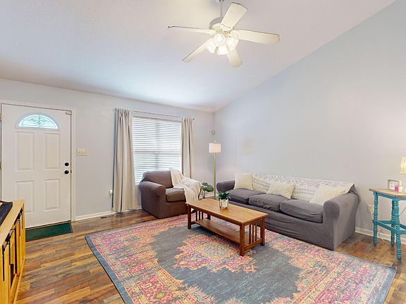 4th image of 4448 Tynemouth Dr