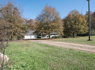 422 Randall Rd SW, Cave Spring, GA 30124