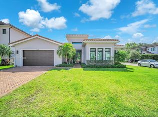 5605 Brookfield Cir E, Fort Lauderdale, FL 33312