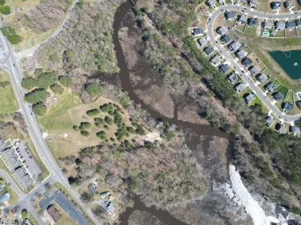 1650 Wilroy Rd, Suffolk, VA 23434