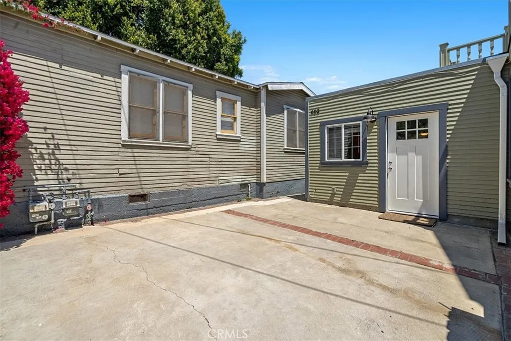 1 bed, 570 sqft, $2,750 — Photo 3